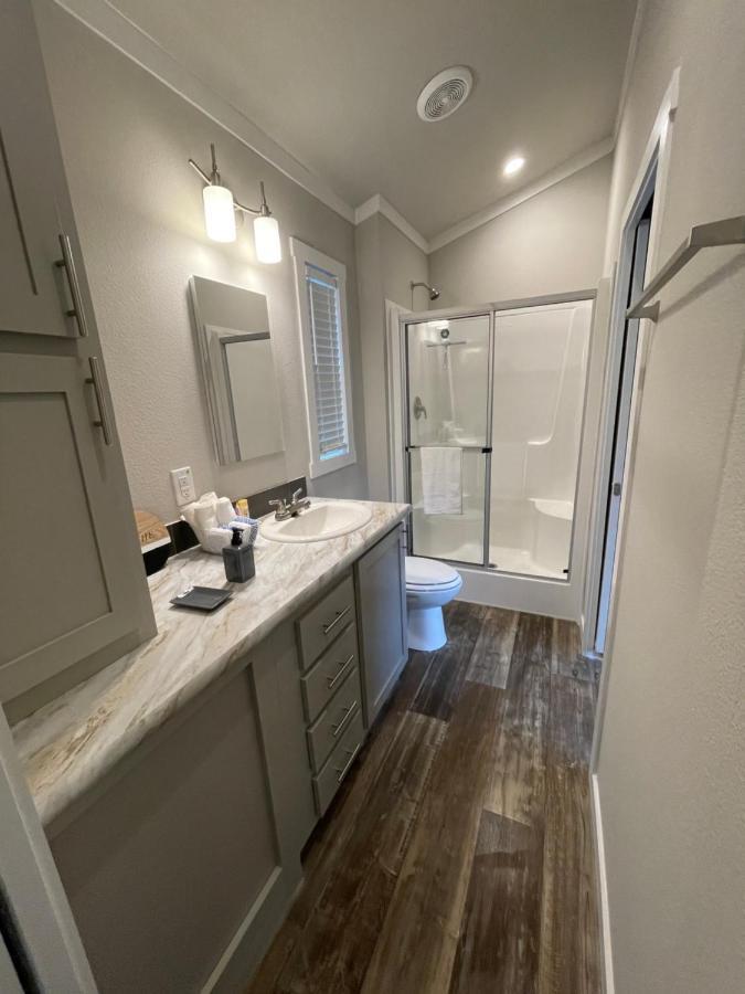 Charming Tiny Home! Close To Oxford, Sardis Lake, Safari Animal Zoo ภายนอก รูปภาพ