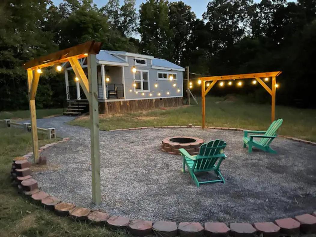 Charming Tiny Home! Close To Oxford, Sardis Lake, Safari Animal Zoo ภายนอก รูปภาพ