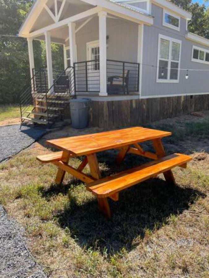 Charming Tiny Home! Close To Oxford, Sardis Lake, Safari Animal Zoo ภายนอก รูปภาพ
